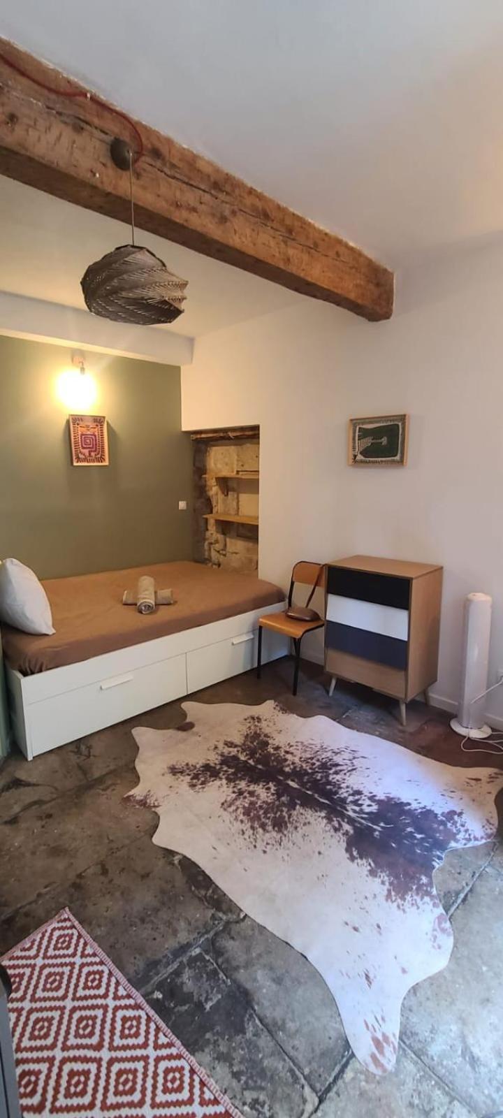 Studio Au Coeur Historique De Montpellier, 2 Personnes Et Wifi 外观 照片