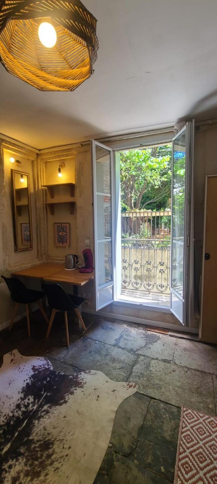 Studio Au Coeur Historique De Montpellier, 2 Personnes Et Wifi 外观 照片